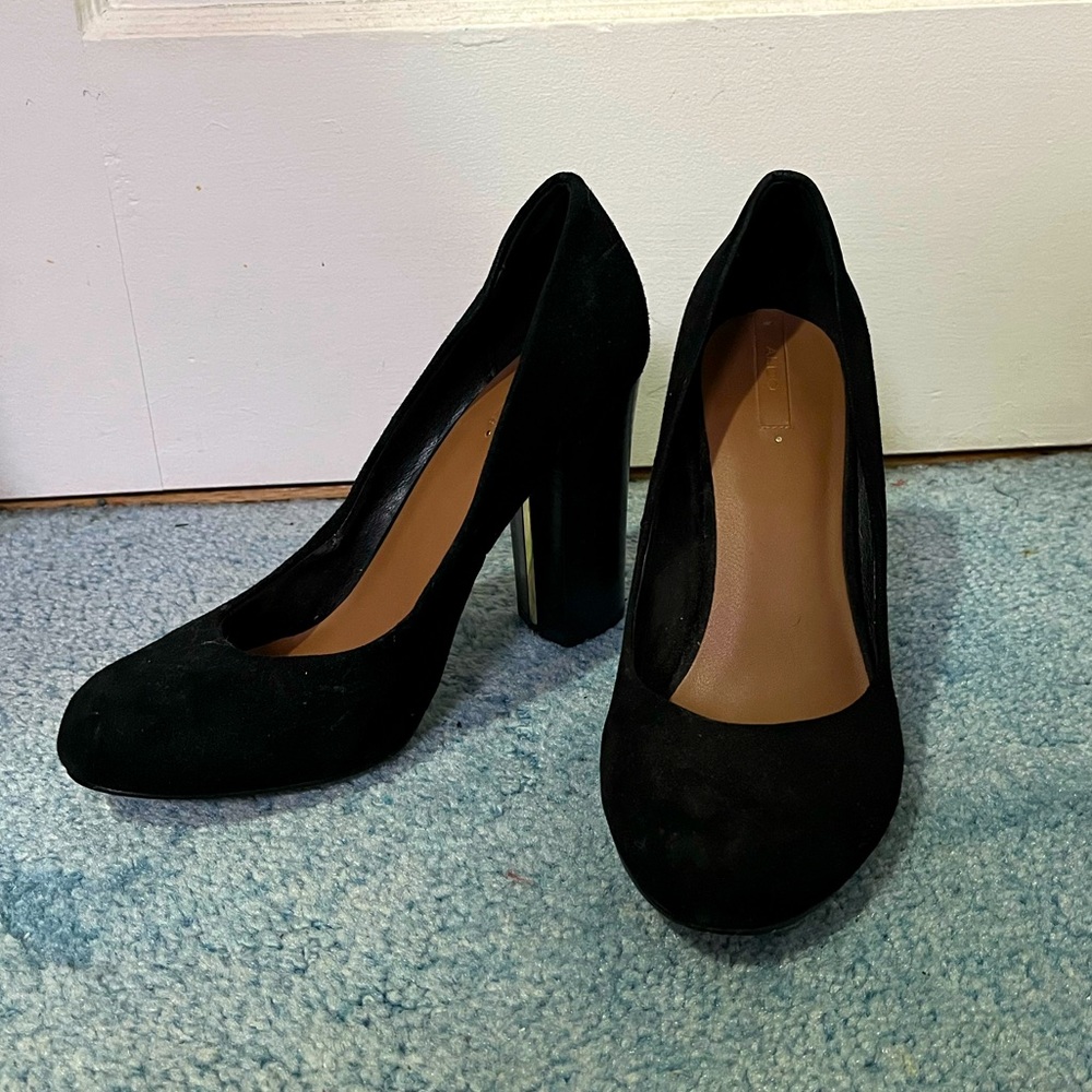 Aldo black nubuck leather block heel pumps, size 9